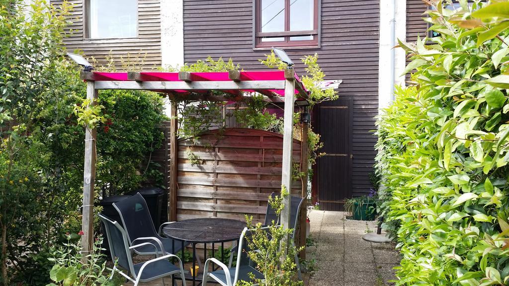 Duplex14H 1Er Etage Jardinet 1 Parking Ou Studio14B Rdc Terrasse Sans Parking Λα Ροσέλ Εξωτερικό φωτογραφία